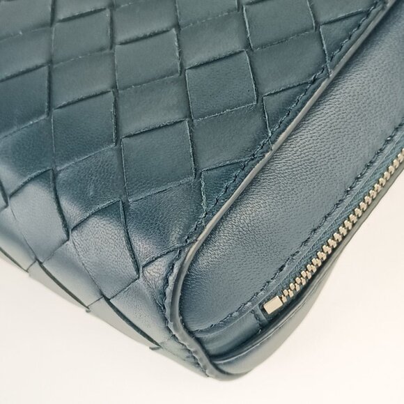 BOTTEGA VENETA Blue Leather Intrecciato Shoulder Bag - Picture 5 of 9